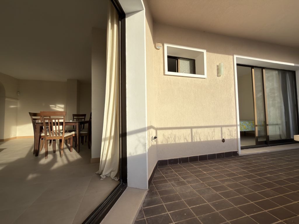 Middle Floor Apartment in Estepona, Costa del Sol – 2 beds – 289000 € - photo 34 of 36