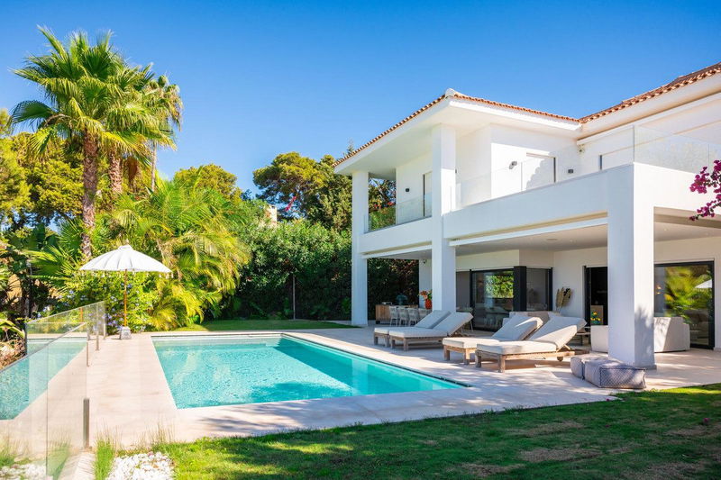 Detached Villa in Marbella, Costa del Sol – 6 beds – 3500000 €