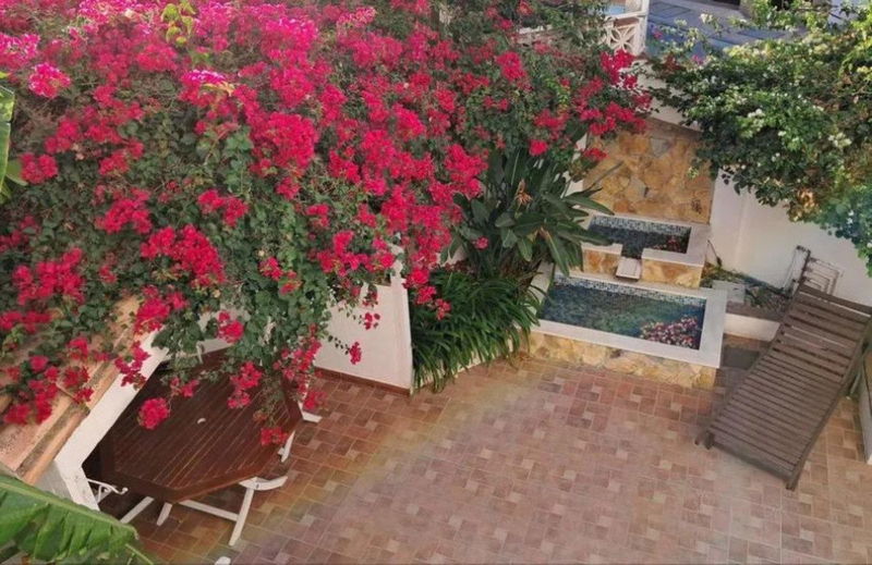 Semi-Detached House in Estepona, Costa del Sol – 4 beds – 795000 €