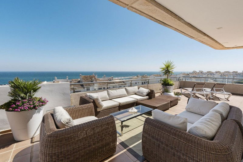 Penthouse in Marbella, Costa del Sol – 3 beds – 2300000 €