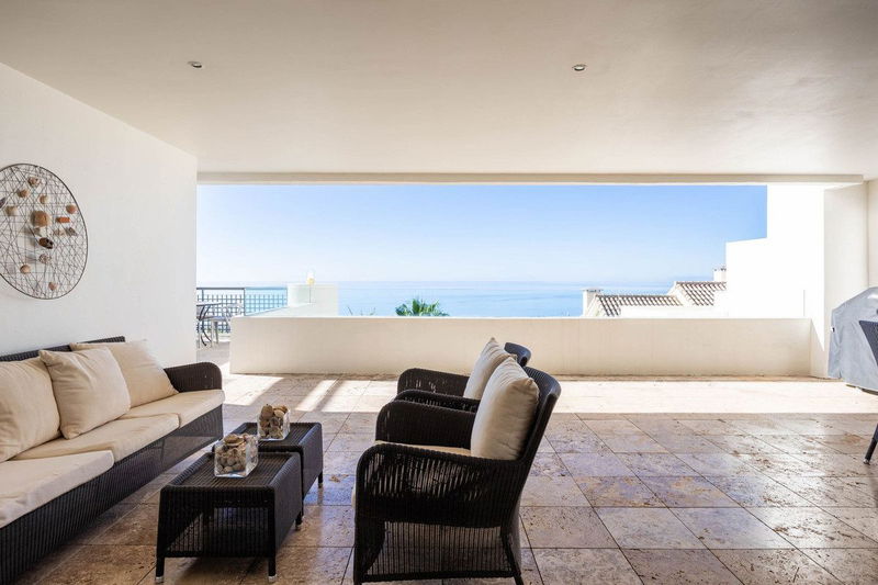 Middle Floor Apartment in Marbella, Costa del Sol – 3 beds – 775000 €