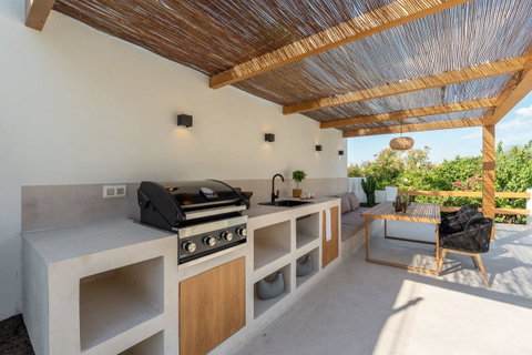 Detached Villa in Marbella, Costa del Sol – 4 beds – 1695000 € - photo 8 of 31