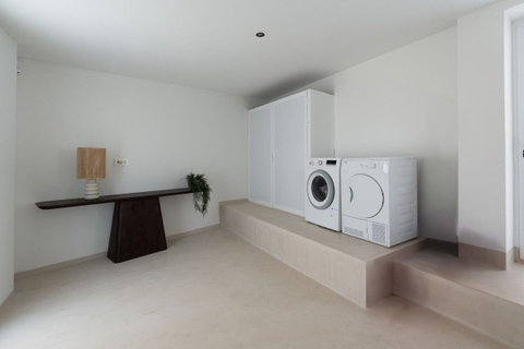 Detached Villa in Marbella, Costa del Sol – 4 beds – 1695000 € - photo 23 of 31