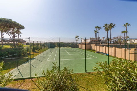 Ground Floor Apartment in Marbella, Costa del Sol – 3 beds – 675000 € - photo 5 of 30
