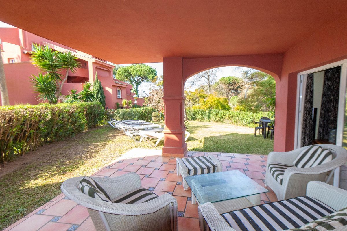 Ground Floor Apartment in Marbella, Costa del Sol – 3 beds – 675000 € - photo 7 of 30