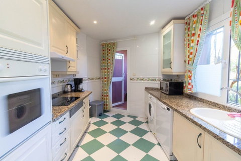 Ground Floor Apartment in Marbella, Costa del Sol – 3 beds – 675000 € - photo 12 of 30