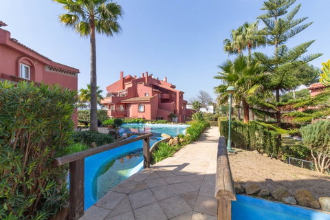 Ground Floor Apartment in Marbella, Costa del Sol – 3 beds – 675000 € - photo 29 of 30