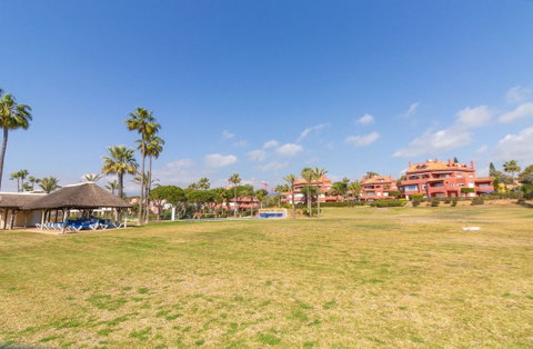 Ground Floor Apartment in Marbella, Costa del Sol – 3 beds – 675000 € - photo 30 of 30