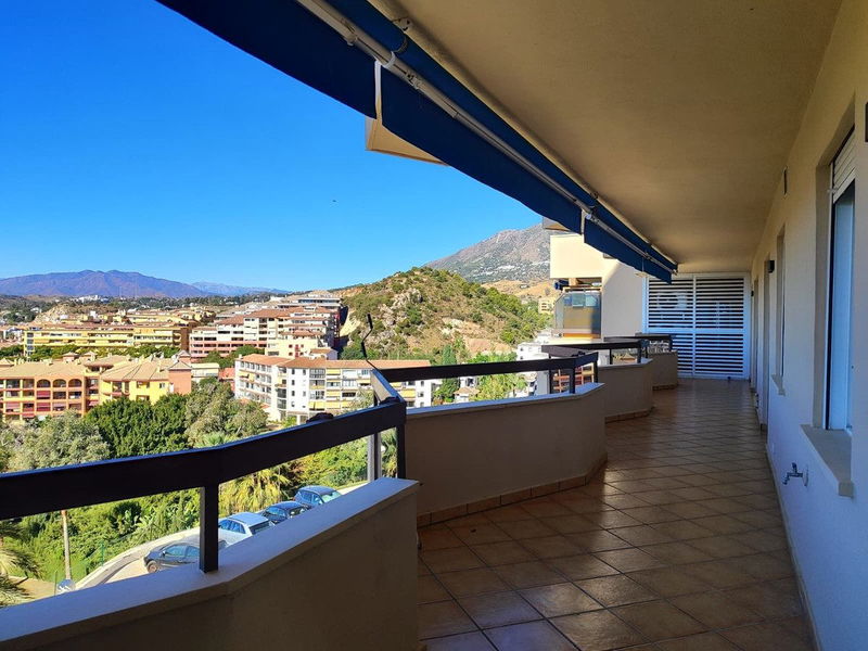 Middle Floor Apartment in Fuengirola, Costa del Sol – 4 beds – 690000 €