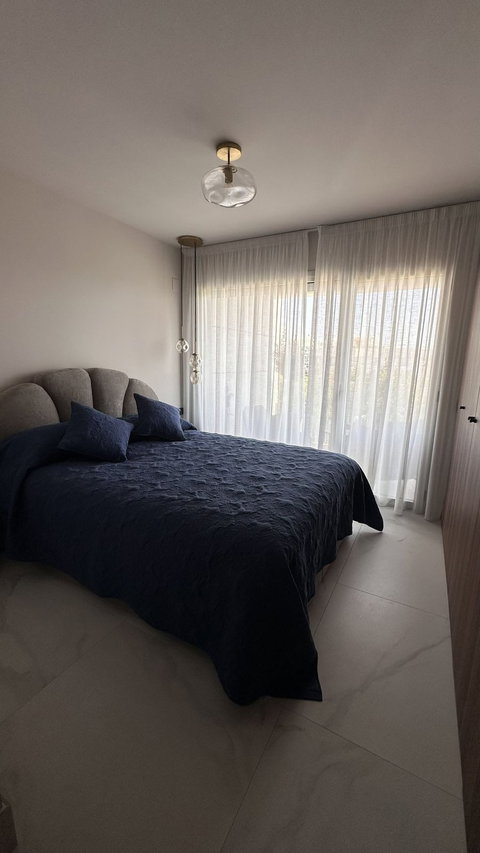 Middle Floor Apartment in Marbella, Costa del Sol – 3 beds – 1075000 € - photo 5 of 15