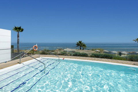 Middle Floor Apartment in Torremolinos, Costa del Sol – 4 beds – 1700000 € - photo 36 of 48