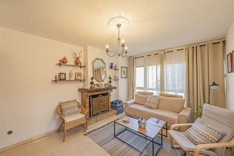 Detached Villa in Marbella, Costa del Sol – 4 beds – 1150000 € - photo 10 of 36
