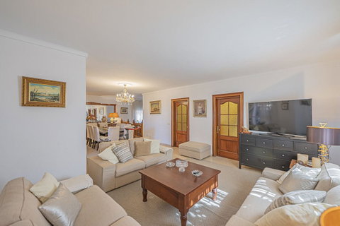 Detached Villa in Marbella, Costa del Sol – 4 beds – 1150000 € - photo 14 of 36