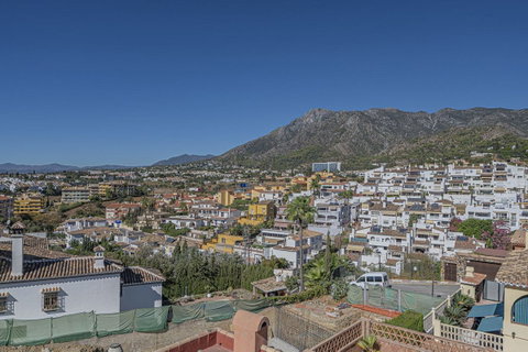 Detached Villa in Marbella, Costa del Sol – 4 beds – 1150000 € - photo 35 of 36