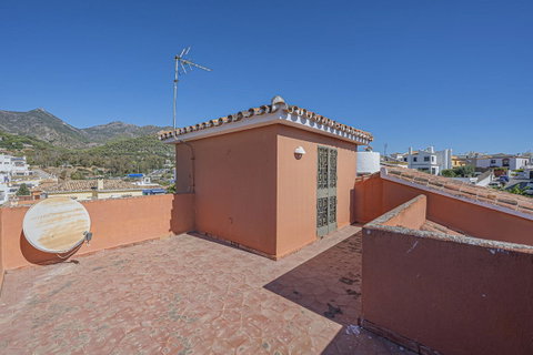 Detached Villa in Marbella, Costa del Sol – 4 beds – 1150000 € - photo 36 of 36