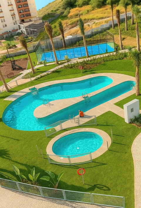 Middle Floor Apartment in Estepona, Costa del Sol – 2 beds – 595000 € - photo 17 of 17