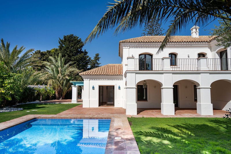 Detached Villa in Marbella, Costa del Sol – 6 beds – 3890000 €