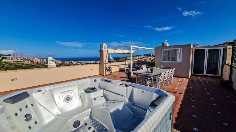 Penthouse in Manilva, Costa del Sol – 3 beds – 390000 €