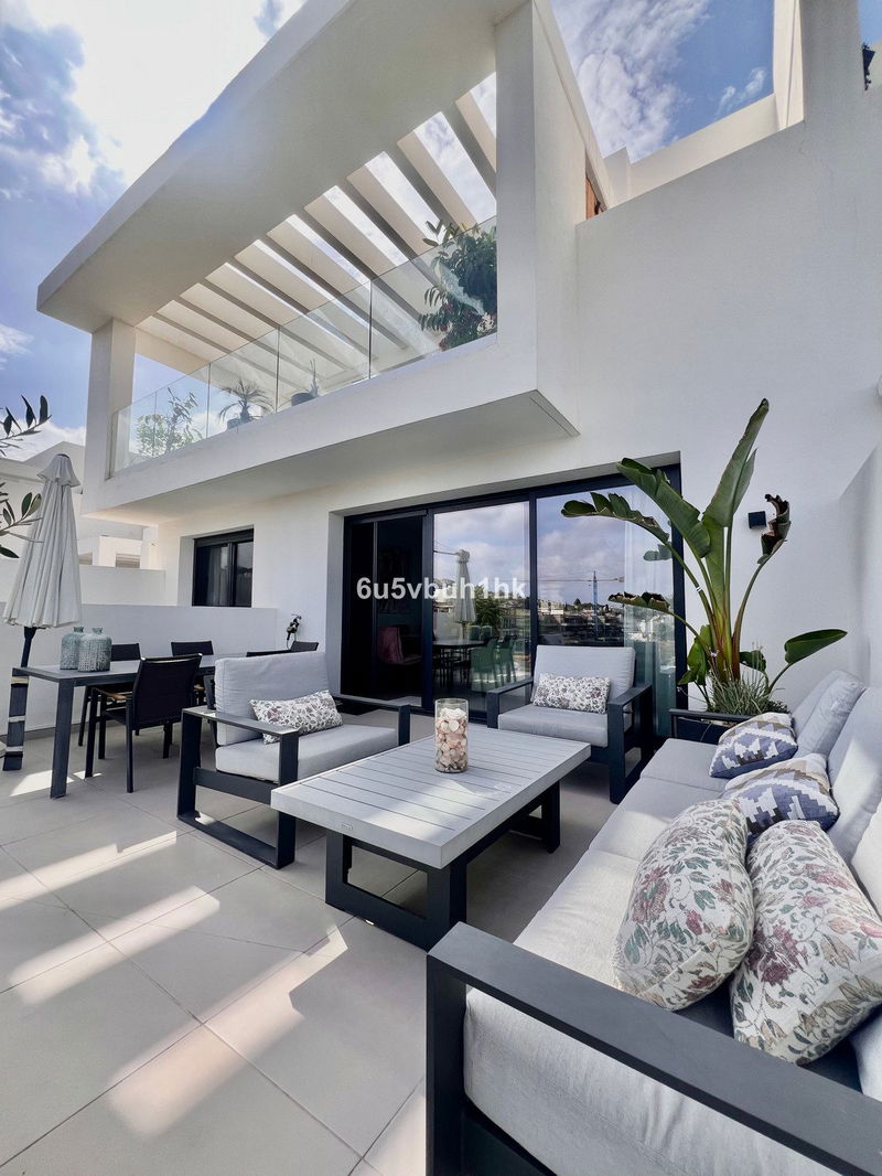 Ground Floor Apartment in Mijas, Costa del Sol – 3 beds – 650000 €