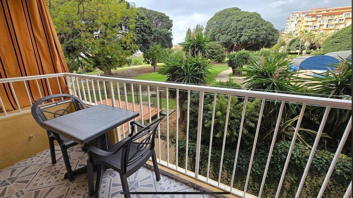 Middle Floor Apartment in Benalmadena, Costa del Sol – 1 beds – 240000 € - photo 3 of 22