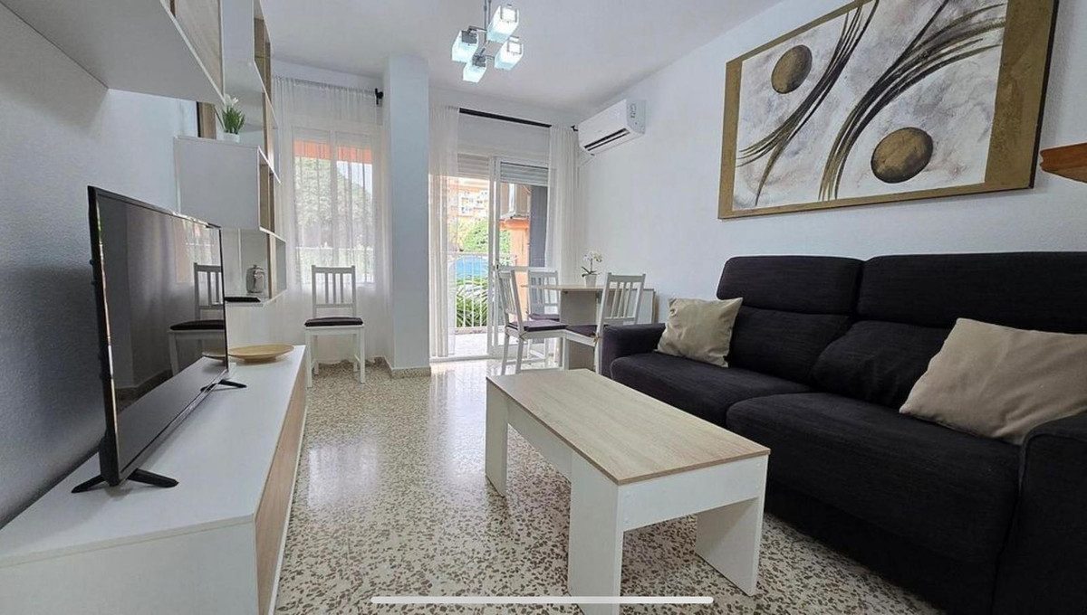 Middle Floor Apartment in Benalmadena, Costa del Sol – 1 beds – 240000 € - photo 6 of 22