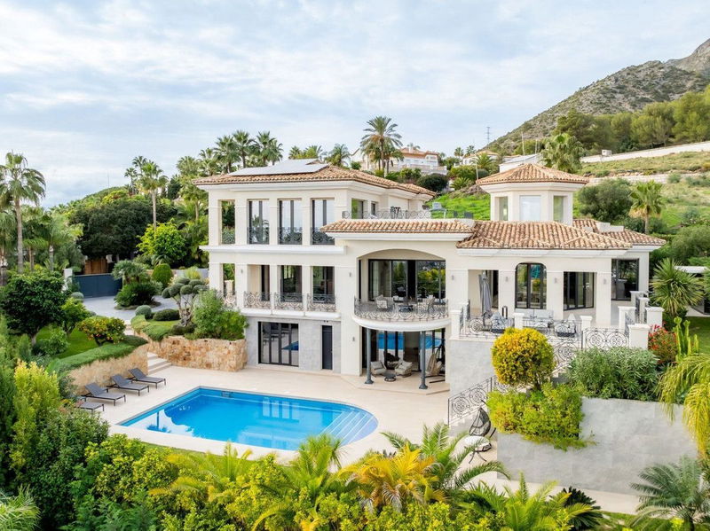 Detached Villa in Marbella, Costa del Sol – 6 beds – 10500000 €