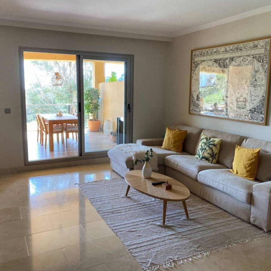 Ground Floor Apartment in Estepona, Costa del Sol – 2 beds – 350000 € - photo 1 of 12
