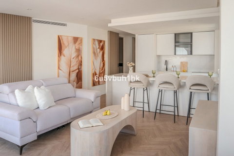 Middle Floor Apartment in Estepona, Costa del Sol – 2 beds – 595000 € - photo 8 of 25