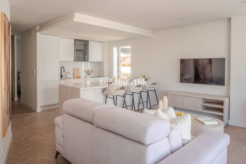 Middle Floor Apartment in Estepona, Costa del Sol – 2 beds – 595000 € - photo 21 of 25