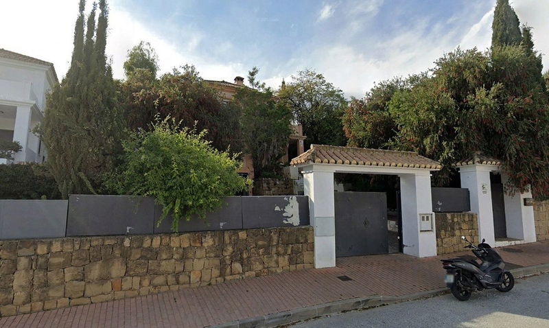 Detached Villa in Marbella, Costa del Sol – 5 beds – 1851000 €
