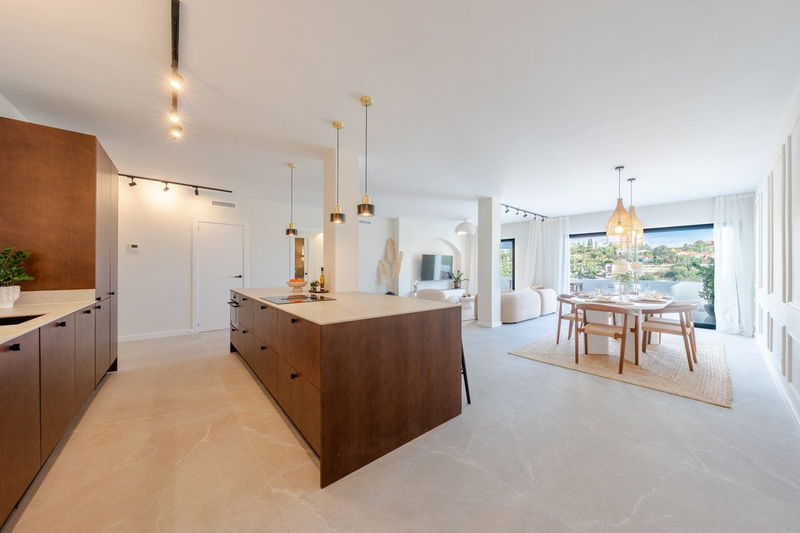 Middle Floor Apartment in Benahavís, Costa del Sol – 3 beds – 899000 €