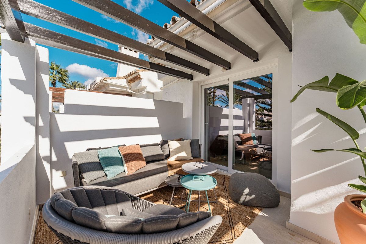 Penthouse Duplex in Marbella, Costa del Sol – 3 beds – 2495000 € - photo 13 of 28