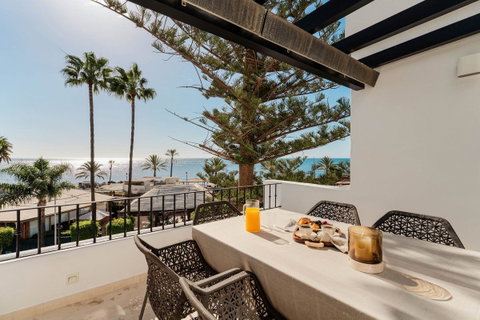 Penthouse Duplex in Marbella, Costa del Sol – 3 beds – 2495000 € - photo 20 of 28