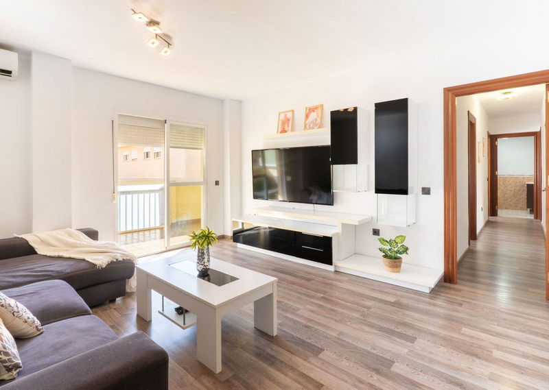 Middle Floor Apartment in Torremolinos, Costa del Sol – 3 beds – 299500 €