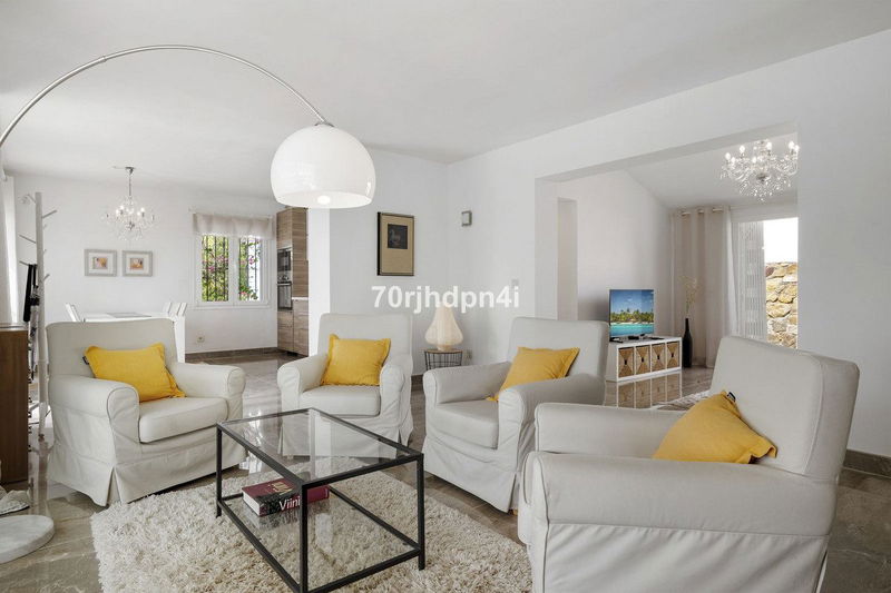 Detached Villa in Torremolinos, Costa del Sol – 3 beds – 890000 €