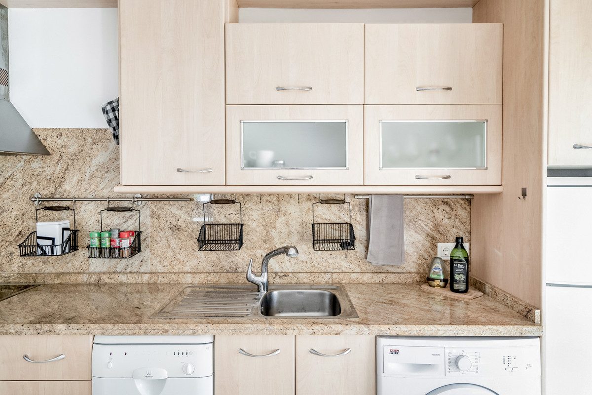 Middle Floor Apartment in Marbella, Costa del Sol – 2 beds – 499000 € - photo 8 of 27