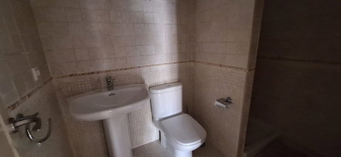 Middle Floor Apartment in Marbella, Costa del Sol – 2 beds – 420000 € - photo 13 of 17