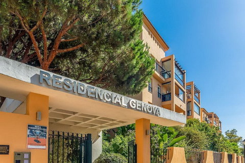 Middle Floor Apartment in Marbella, Costa del Sol – 2 beds – 420000 € - photo 14 of 17