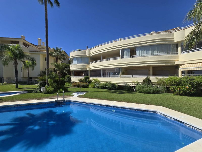 Ground Floor Apartment in Benalmadena, Costa del Sol – 2 beds – 640000 €
