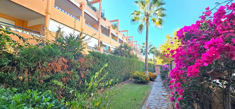Ground Floor Apartment in Marbella, Costa del Sol – 2 beds – 338000 €