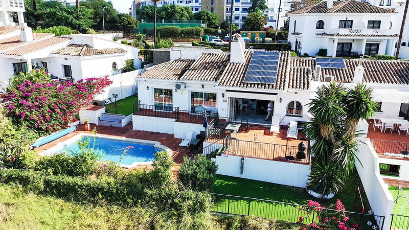 Semi-Detached House in Manilva, Costa del Sol – 5 beds – 850000 €