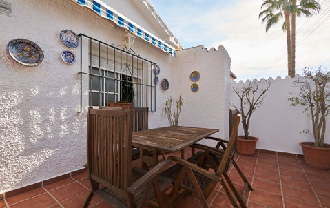Detached Villa in Benalmadena, Costa del Sol – 5 beds – 645000 € - photo 7 of 43
