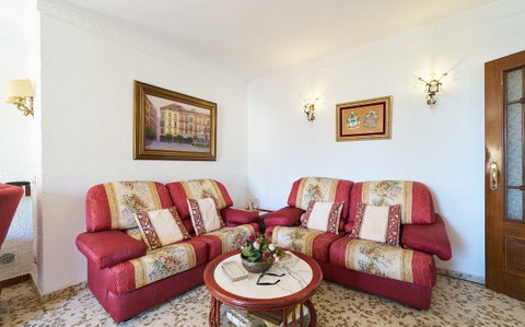 Detached Villa in Benalmadena, Costa del Sol – 5 beds – 645000 € - photo 17 of 43