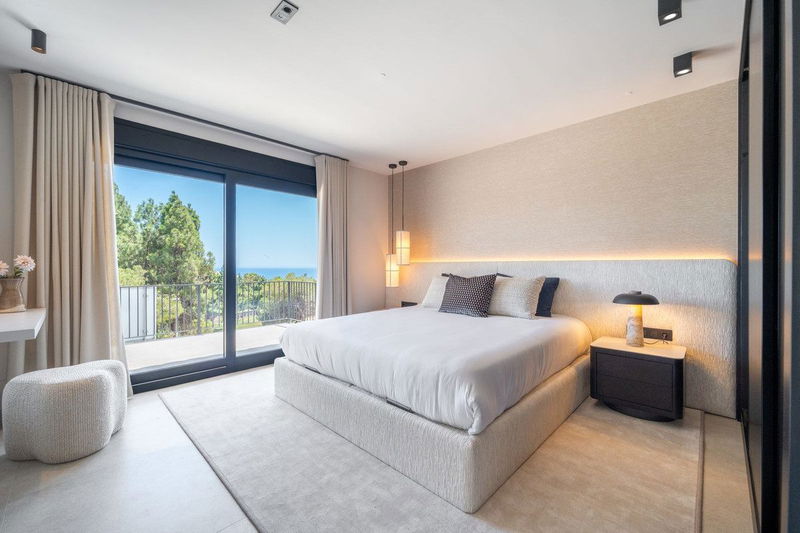 Detached Villa in Mijas, Costa del Sol – 5 beds – 2295000 €