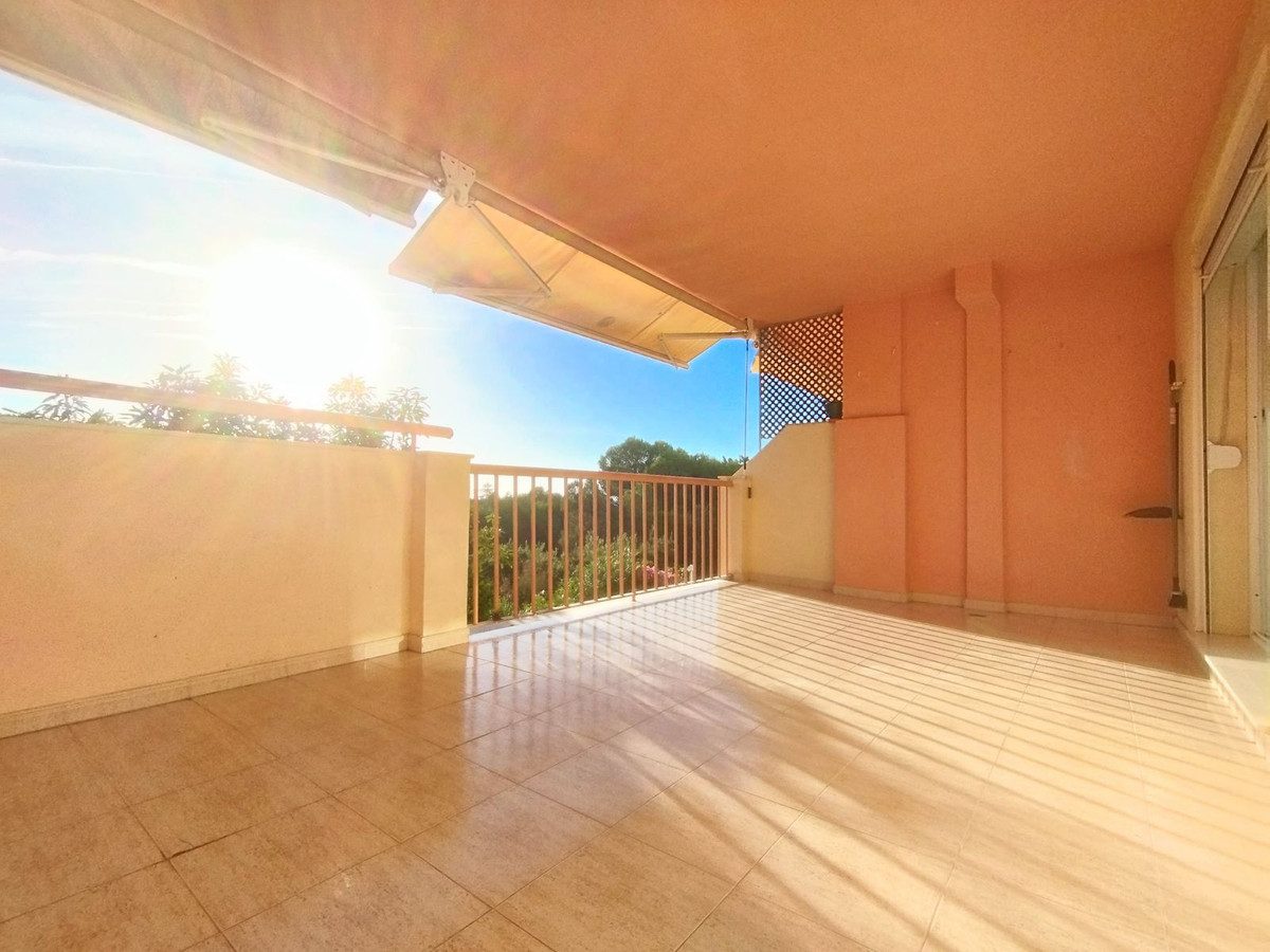 Middle Floor Apartment in Mijas, Costa del Sol – 2 beds – 299000 € - photo 5 of 34