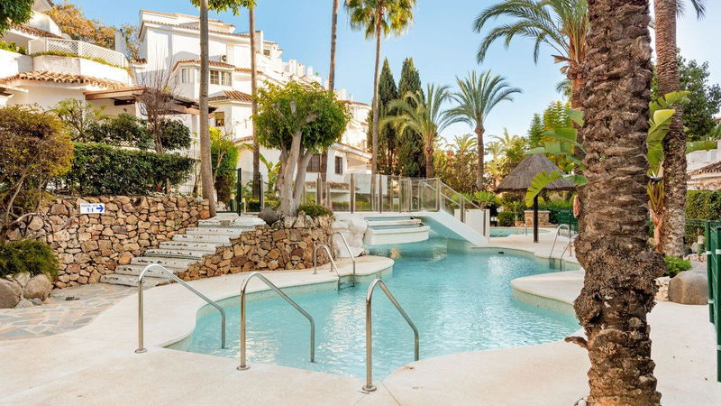 Ground Floor Apartment in Marbella, Costa del Sol – 2 beds – 635000 €