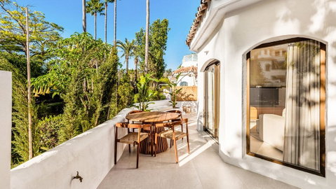 Ground Floor Apartment in Marbella, Costa del Sol – 2 beds – 635000 € - photo 8 of 22