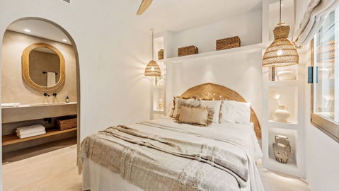 Ground Floor Apartment in Marbella, Costa del Sol – 2 beds – 635000 € - photo 12 of 22