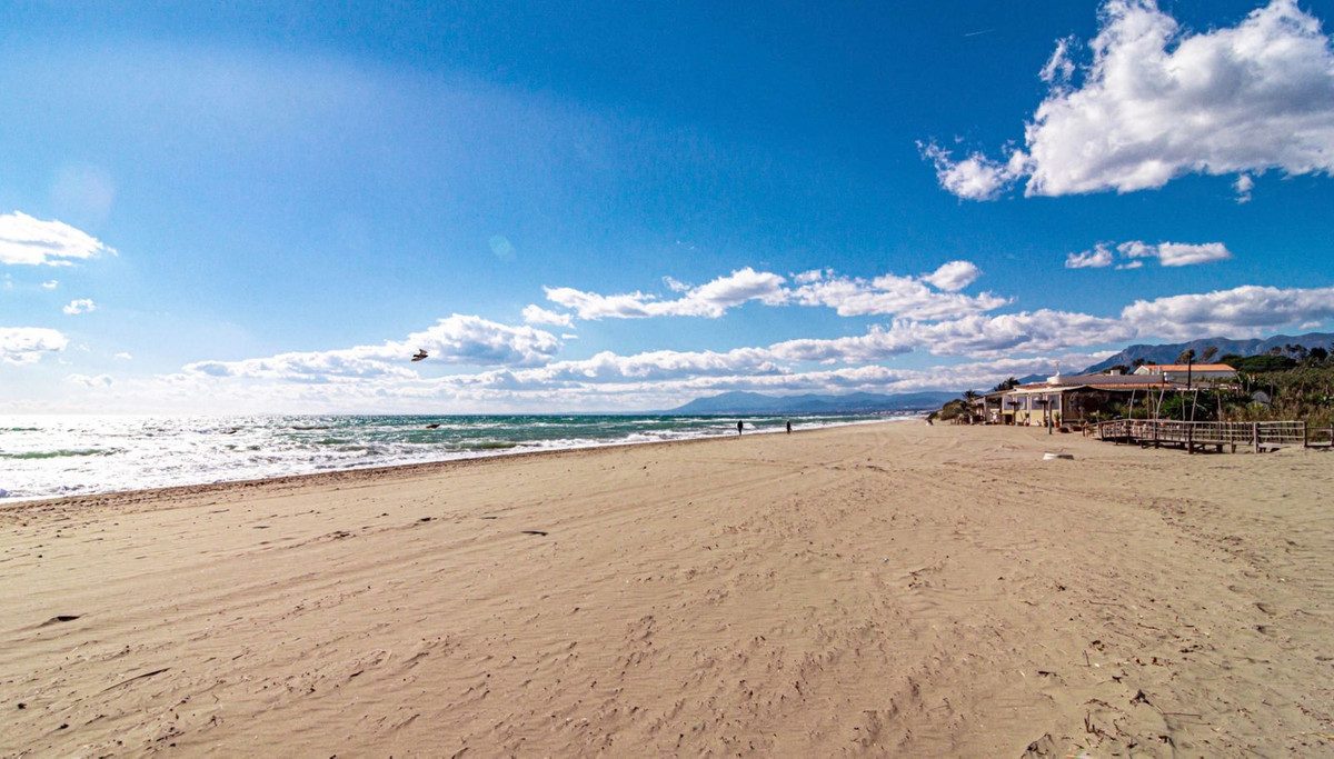 Ground Floor Apartment in Marbella, Costa del Sol – 2 beds – 635000 € - photo 21 of 22