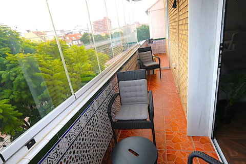 Middle Floor Apartment in Fuengirola, Costa del Sol – 3 beds – 369000 € - photo 9 of 17